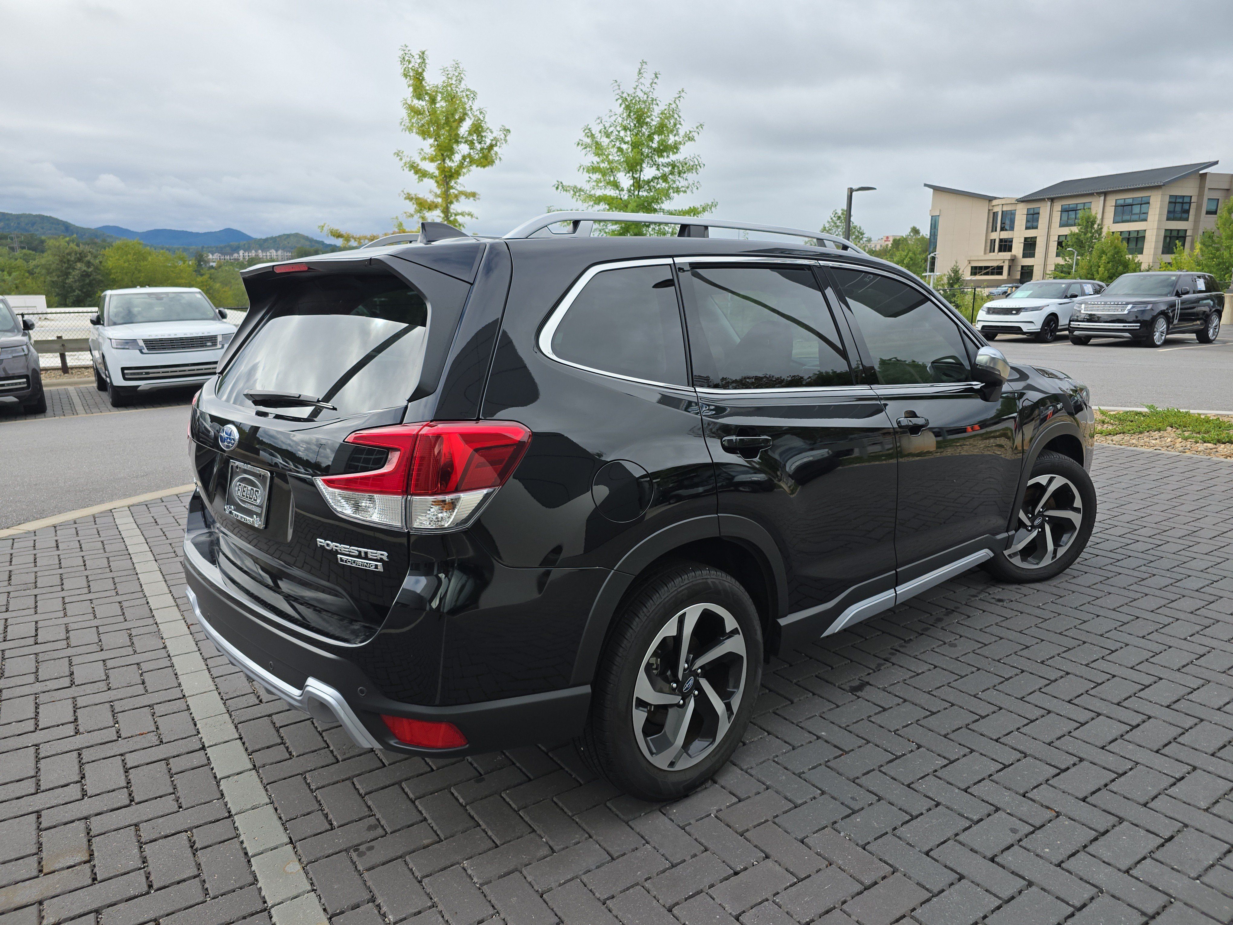 Used 2024 Subaru Forester Touring AWD/4WD image 5