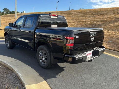New 2026 Nissan Frontier SV w/ SV Convenience Package image 3