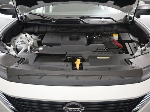 New 2025 Nissan Murano SV image 13