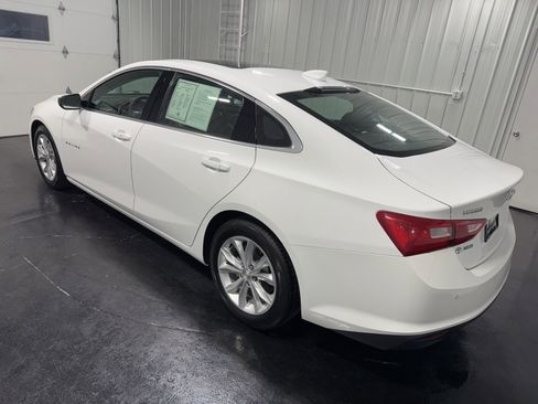 Used 2024 Chevrolet Malibu LT FWD image 2