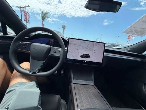 Used 2026 Tesla Model S AWD/4WD image 6