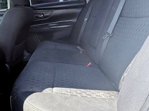 Used 2017 Nissan Altima 2.5 S w/ Power Driver Seat Package FWD image 11
