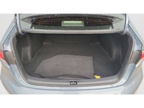 Certified 2025 Toyota Corolla LE FWD image 9