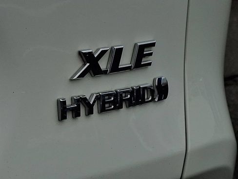 Used 2023 Toyota RAV4 XLE w/ Convenience Package AWD/4WD image 30