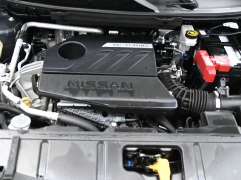 Used 2023 Nissan Rogue S image 21