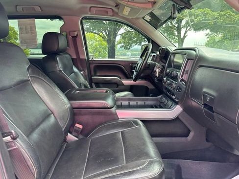 Used 2014 Chevrolet Silverado 1500 LTZ Z71 w/ LTZ Plus Package AWD/4WD image 10
