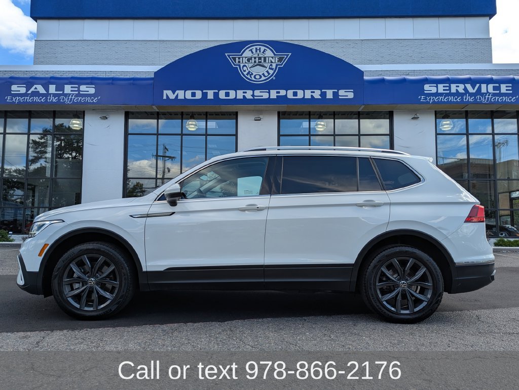 Used 2022 Volkswagen Tiguan SE w/ Panoramic Sunroof Package AWD/4WD image 1