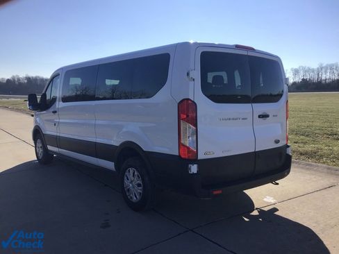 Used 2023 Ford Transit 350 XLT image 9