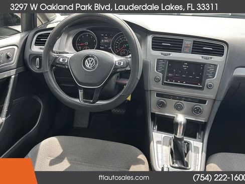 Used 2016 Volkswagen Golf S FWD image 24