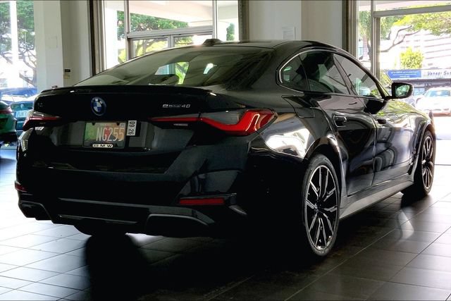 Used 2022 BMW i4 eDrive40 w/ M Sport Package RWD image 6