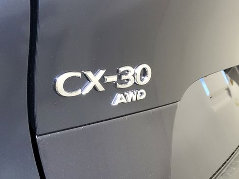 New 2025 MAZDA CX-30 AWD 2.5 S w/ Select Sport Pkg image 25