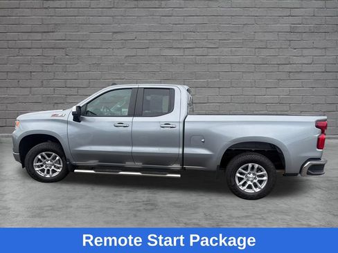 Used 2023 Chevrolet Silverado 1500 LT w/ Z71 Off-Road Package AWD/4WD image 5