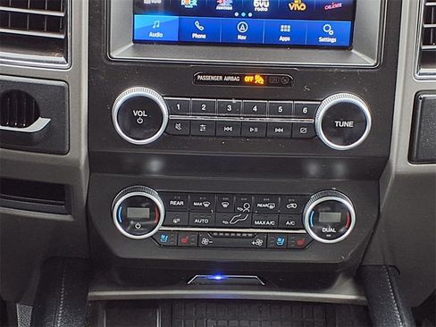 Used 2021 Ford Expedition XLT image 15