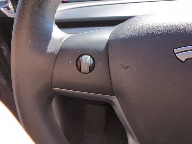 Used 2021 Tesla Model 3 Standard Range Plus RWD image 19