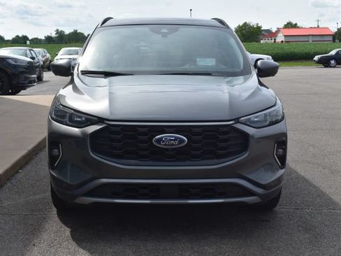 Used 2023 Ford Escape ST-Line Elite w/ Premium Technology Package AWD/4WD image 16