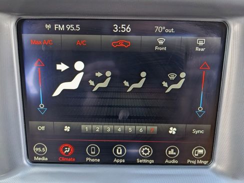 Used 2023 Dodge Charger SXT image 25