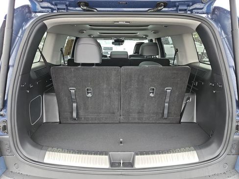 Used 2025 Hyundai Santa Fe Limited FWD image 27