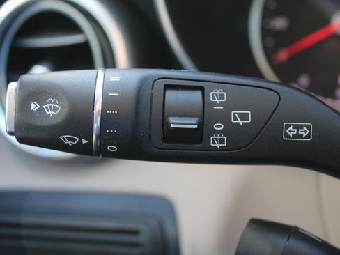 Certified 2020 Mercedes-Benz GLC 300 image 32