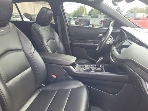 Used 2023 Cadillac XT4 Sport w/ Technology Package AWD/4WD image 18