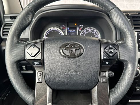 Certified 2020 Toyota 4Runner Nightshade AWD/4WD image 23