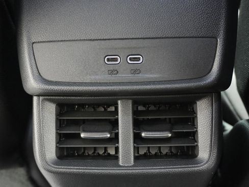 New 2026 Chevrolet Equinox LT image 33