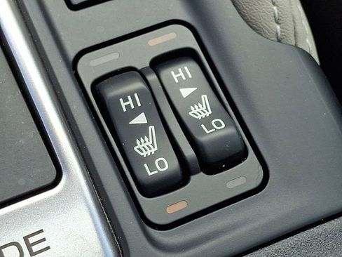 Used 2023 Subaru Forester Limited AWD/4WD image 25