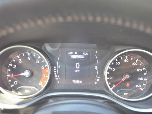 Used 2020 Jeep Compass Latitude w/ Cold Weather Group image 22