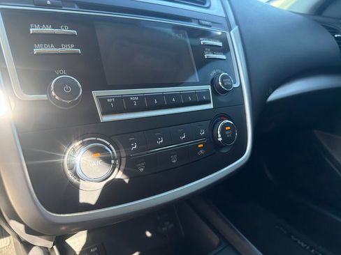 Used 2017 Nissan Altima 2.5 SR image 34