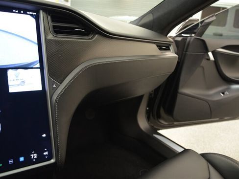 Used 2019 Tesla Model S Performance image 32