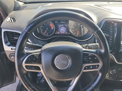 Used 2021 Jeep Cherokee High Altitude image 25