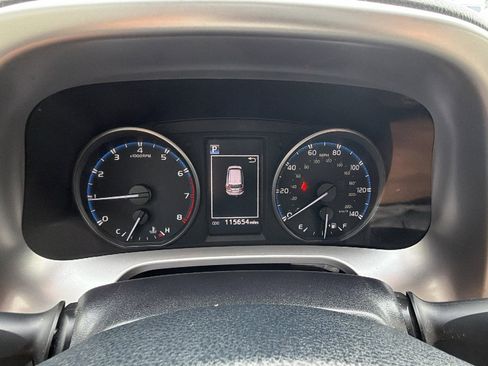 Used 2017 Toyota RAV4 LE image 29