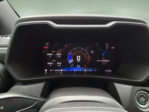 Used 2024 Chevrolet Colorado Trail Boss w/ Technology Package AWD/4WD image 15