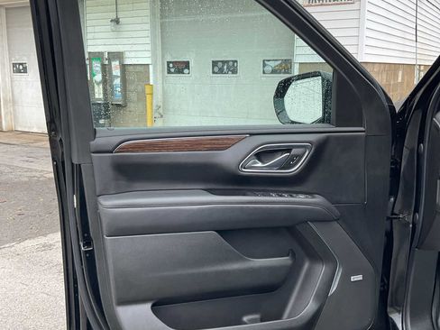 Used 2022 Chevrolet Tahoe High Country image 22