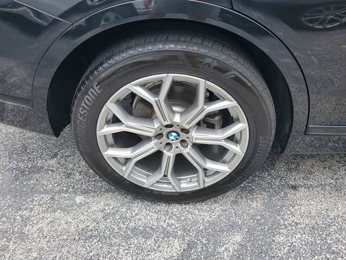 Used 2020 BMW X7 xDrive40i w/ Premium Package AWD/4WD image 6