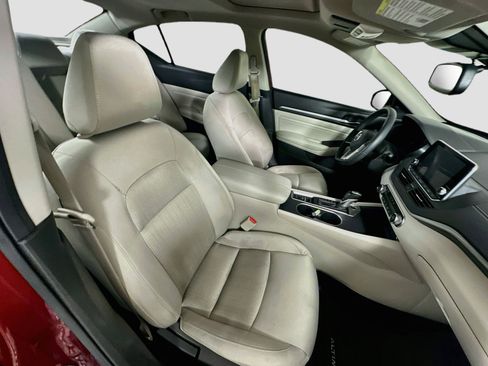 Used 2019 Nissan Altima 2.5 SV FWD image 30