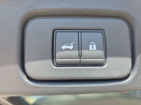 New 2026 Nissan Pathfinder SL AWD/4WD image 13