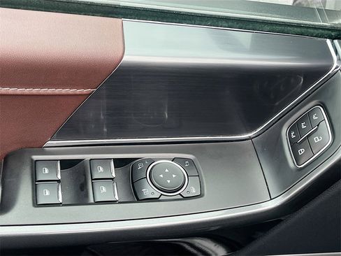 Used 2023 Ford F150 Lariat image 18