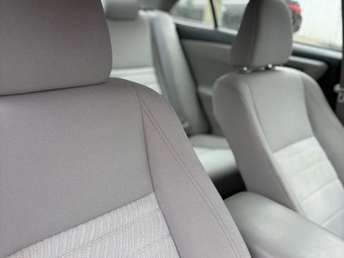 Used 2017 Toyota Camry XLE image 18