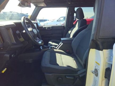 Used 2025 Ford Bronco Big Bend image 7