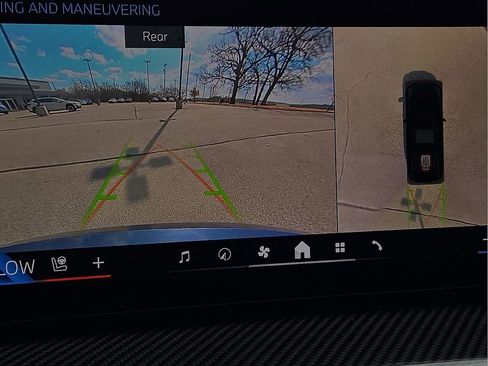 Used 2025 BMW M340i xDrive image 15