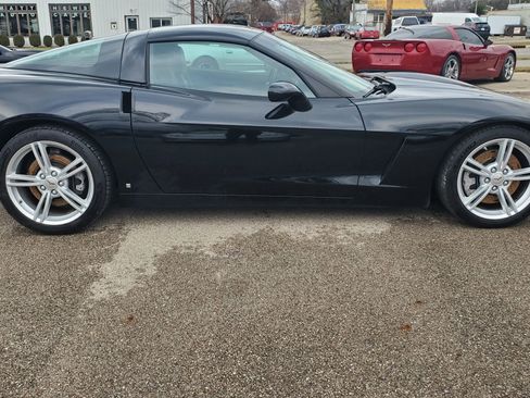 Used 2008 Chevrolet Corvette Coupe w/ Z51 Performance Package image 3