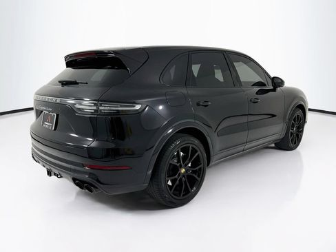 Certified 2020 Porsche Cayenne Turbo AWD/4WD image 9