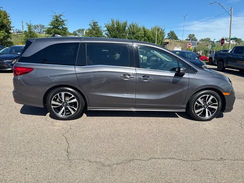 Used 2018 Honda Odyssey Elite image 11