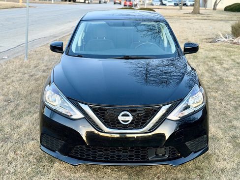 Used 2018 Nissan Sentra SV image 2