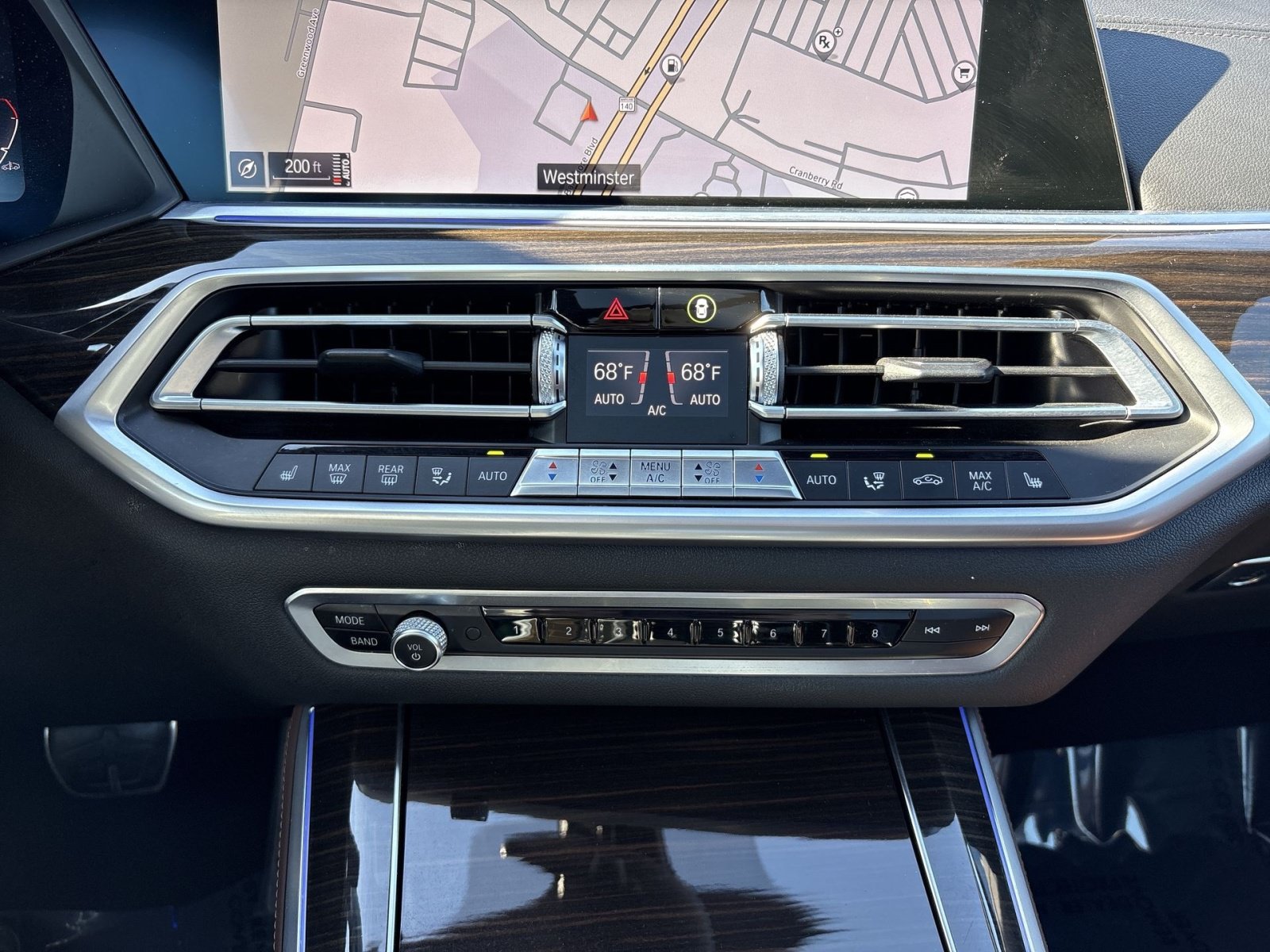 Used 2020 BMW X5 xDrive40i w/ M Sport Package AWD/4WD image 21