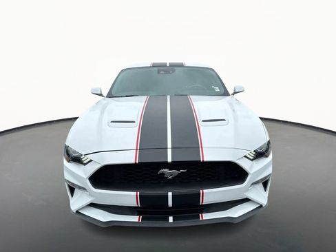 Used 2021 Ford Mustang Coupe image 8