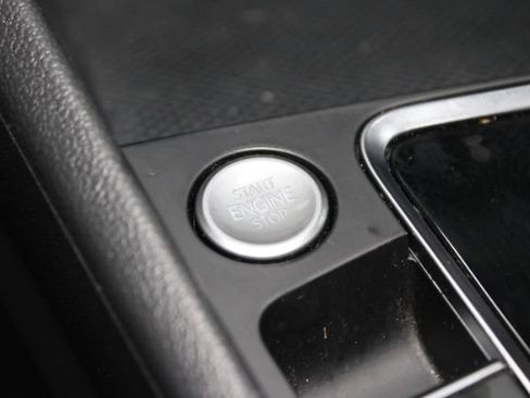 Used 2019 Volkswagen Jetta R-Line w/ R-Line Cold Weather Package FWD image 17