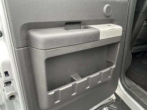 Used 2013 Ford F250 Lariat image 24