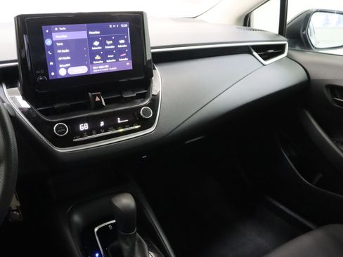 Used 2023 Toyota Corolla LE image 18