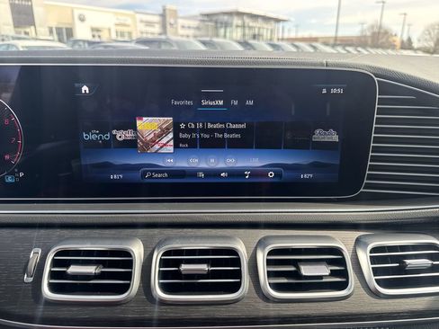 New 2025 Mercedes-Benz GLS 450 4MATIC image 22